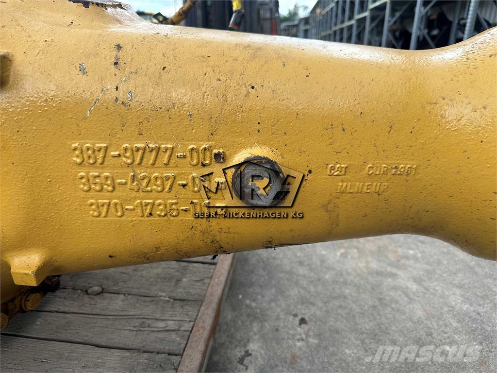 CAT 966 MXE / Hinterachse Assi