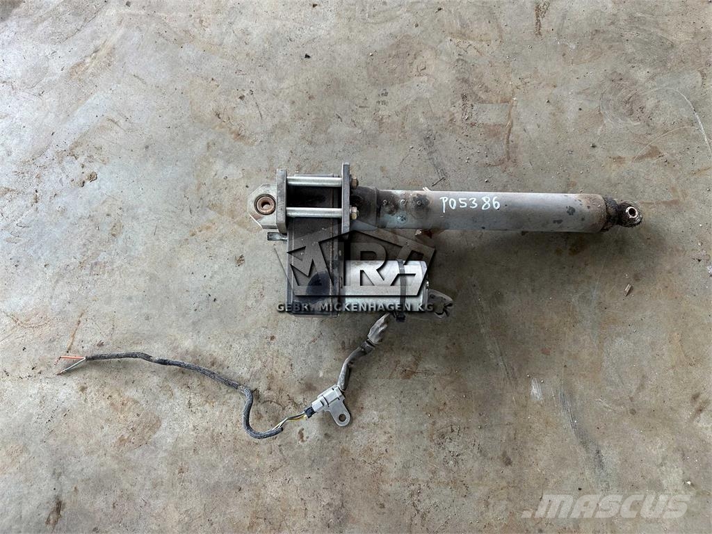 CAT 966 MXE / Zylinder für Haube Hydraulika