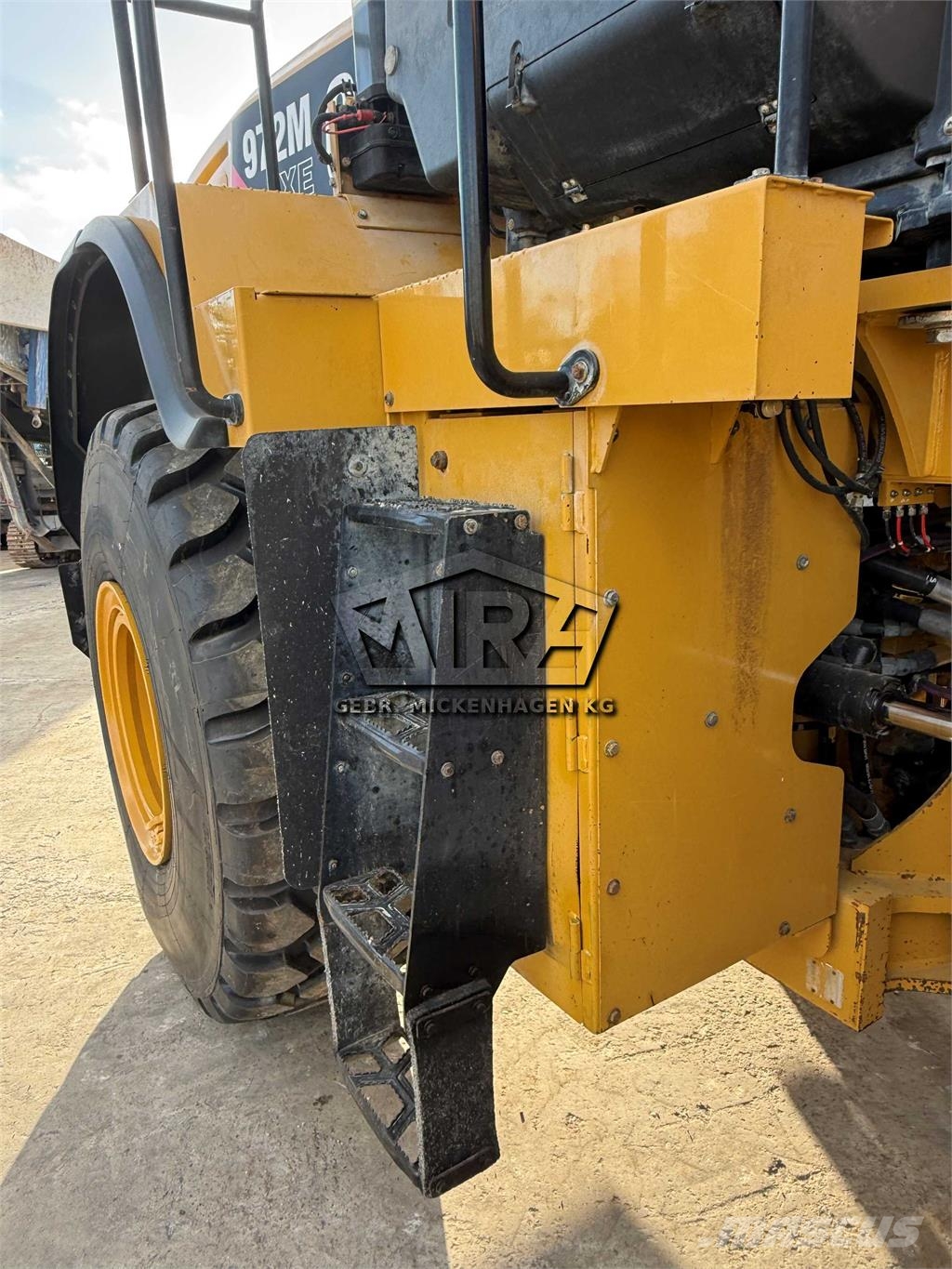 CAT 972M XE Rataslaadurid