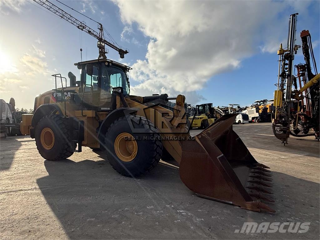 CAT 972M XE Rataslaadurid