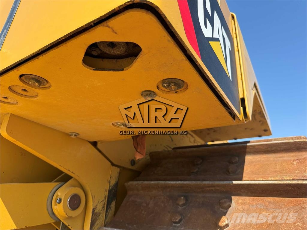 CAT D 6N XLP ! Ripper + GPS ! Buldozer sobre oruga