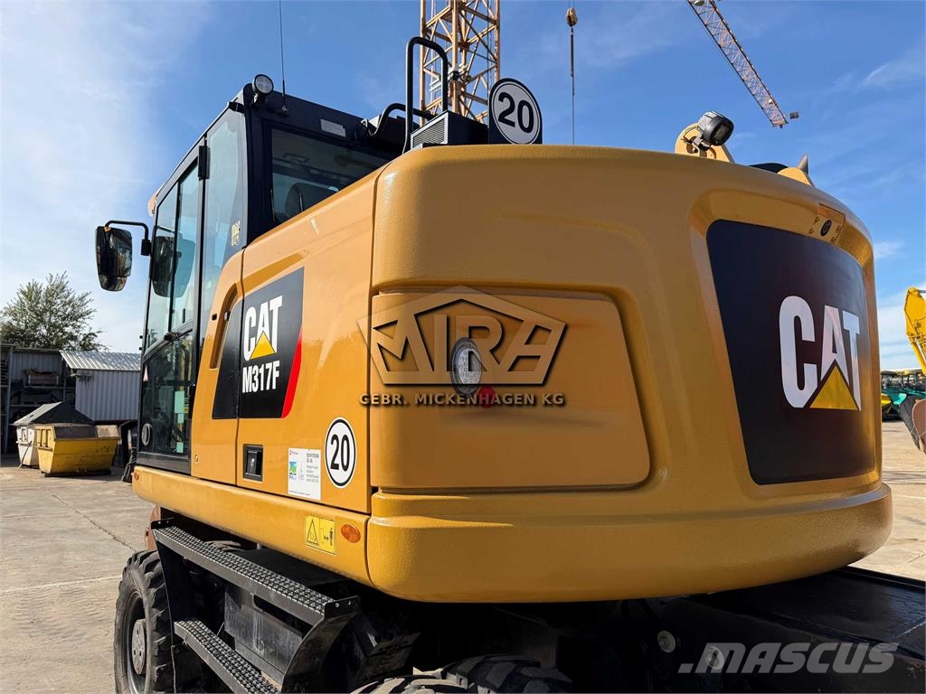 CAT M 317 F Bagri na kolesih