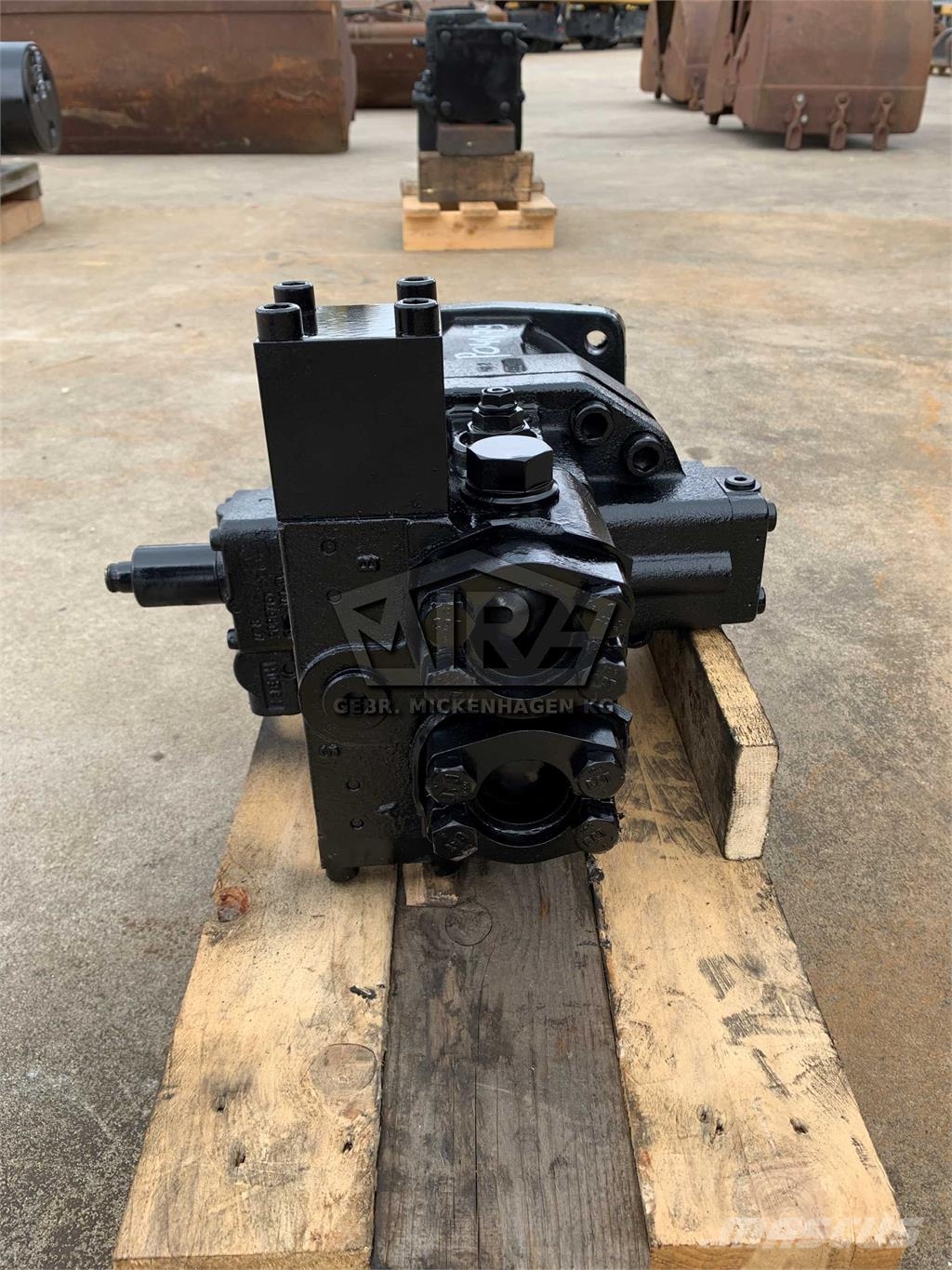 CAT M318 - 07A / Fahrmotor 유압식 기계