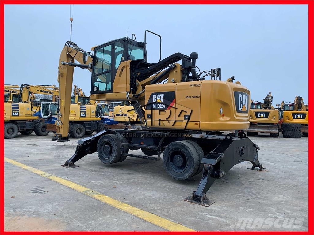 CAT MH 3024 Movimentazione rifiuti