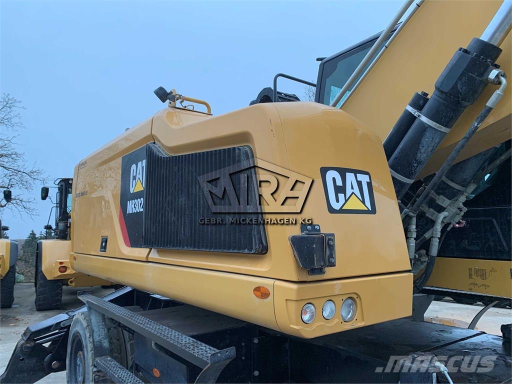 CAT MH 3024 Movimentazione rifiuti