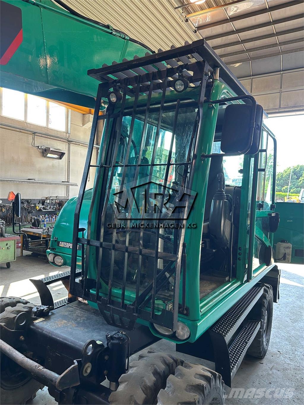 CAT Schutzgitter M 316 D Kabinen