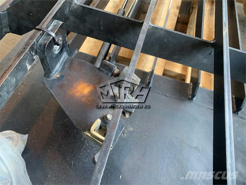 CAT Schutzgitter M 316 D Kabinen