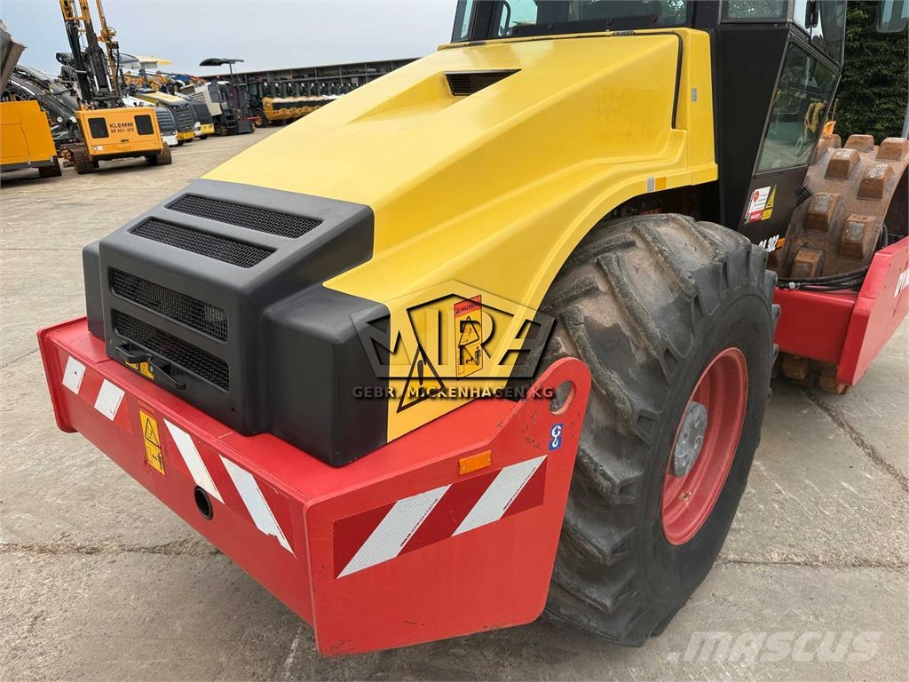 Dynapac CA 302 PD 單輪滾壓機