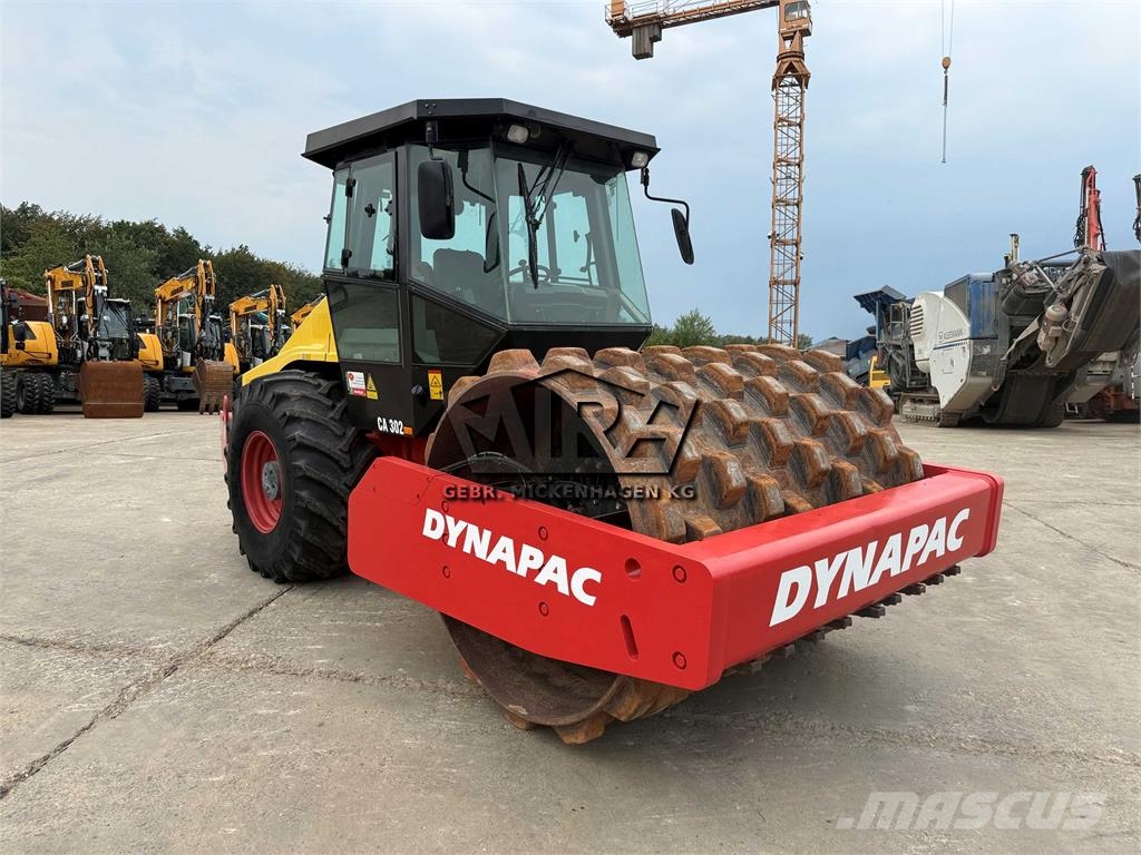 Dynapac CA 302 PD 單輪滾壓機