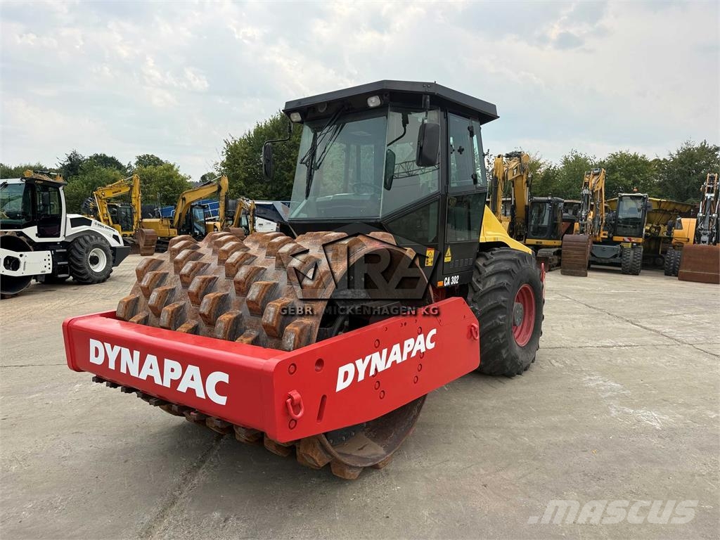 Dynapac CA 302 PD 單輪滾壓機
