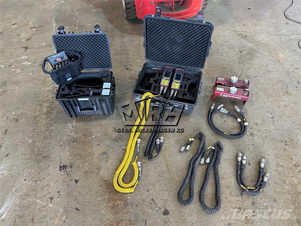Dynapac F 1250 CS / incl. Remote Asfaltni finišeri