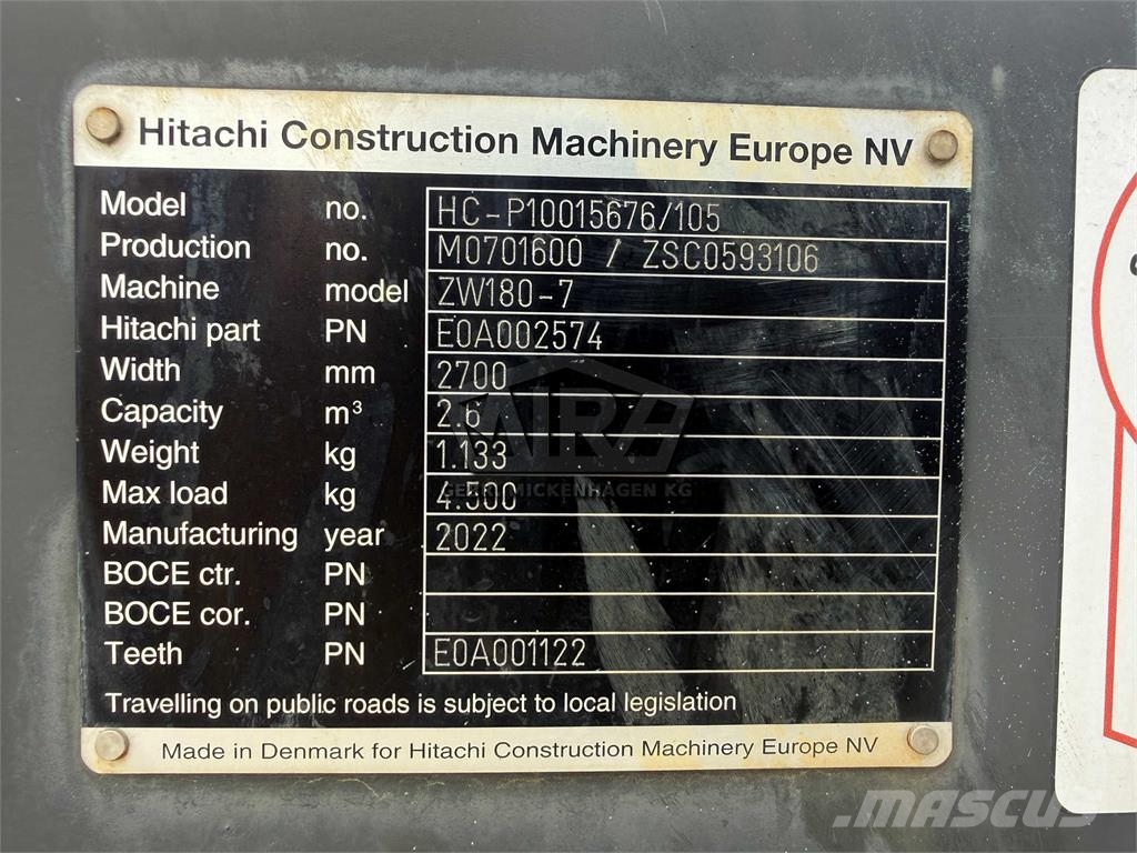 Hitachi 2700 mm/ SW Volvo L60-L90 Schaufeln