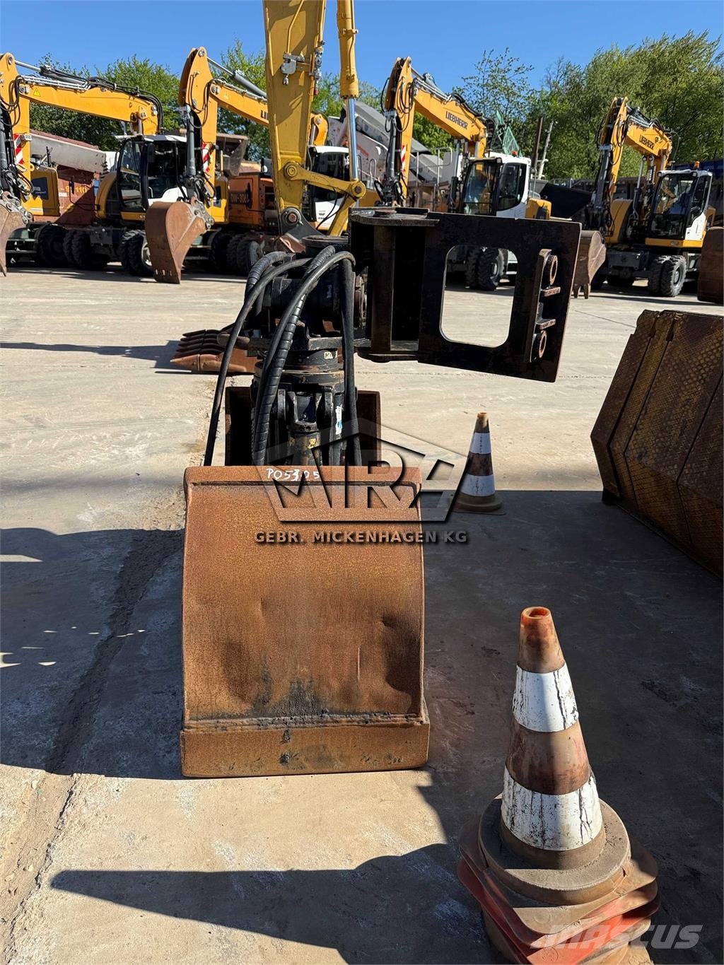 Kinshofer 600 mm/ MS10/ C18VE-S Grapples