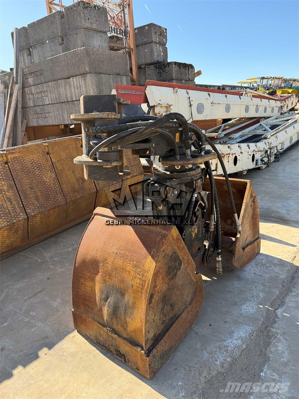 Kinshofer 600 mm/ MS10/ C18VE-S Grapples