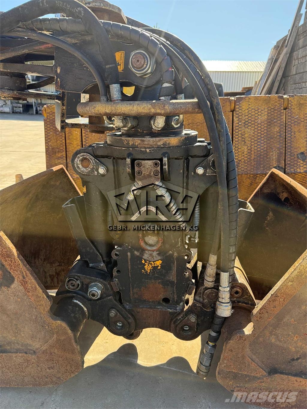 Kinshofer 600 mm/ MS10/ C18VE-S Grapples