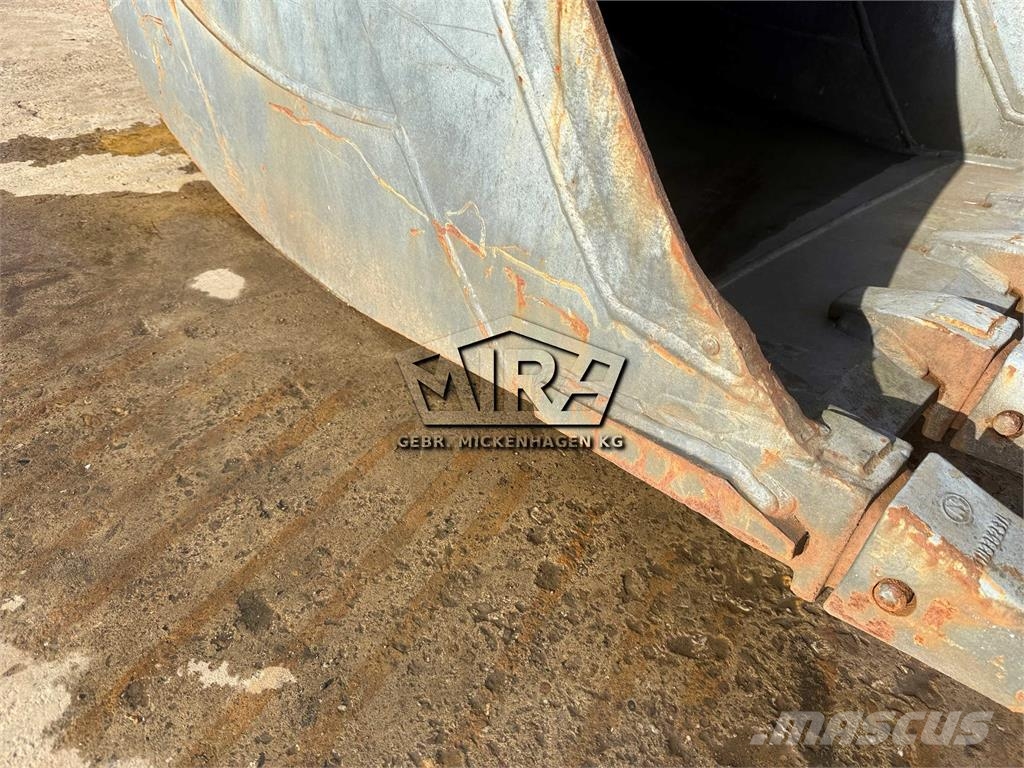 Komatsu 1.200 mm/ PC 210 Tranšėjų kasimo technika
