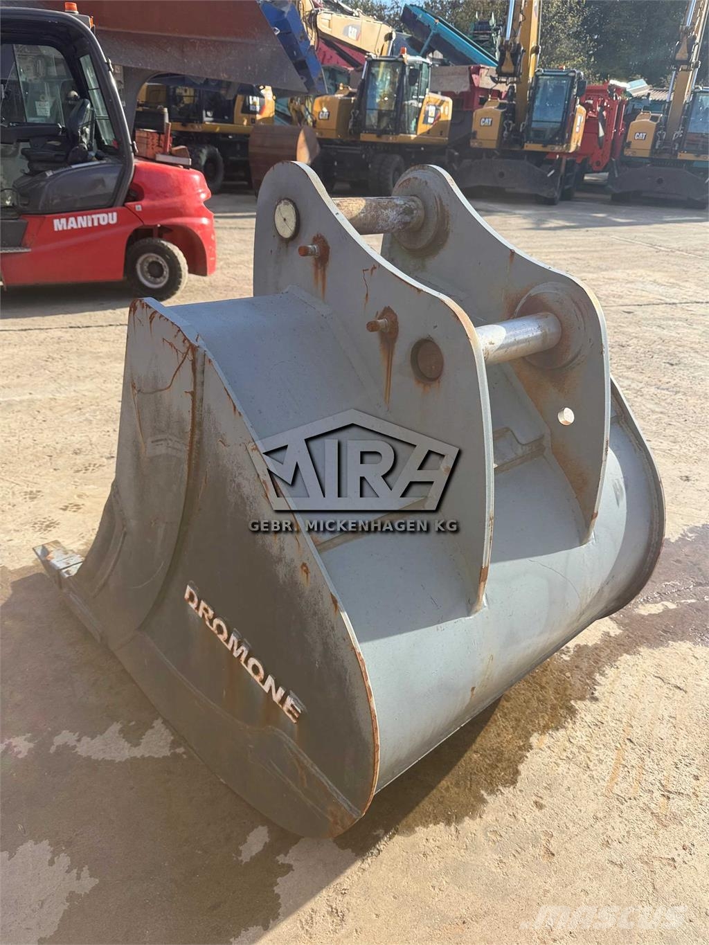 Komatsu 1.200 mm/ PC 210 Tranšėjų kasimo technika