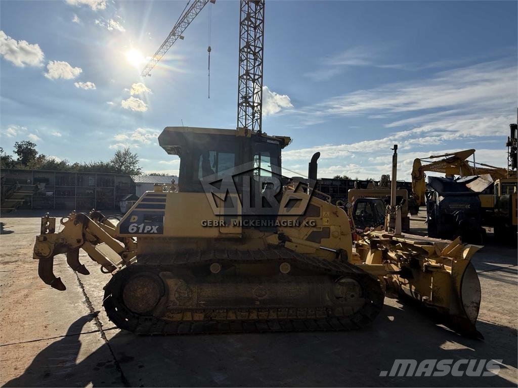 Komatsu D 61 PXi-24 + Ripper Telaketjupuskutraktorit