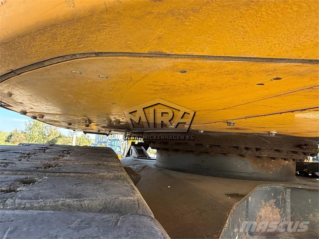 Komatsu PC 138 US - 11 Pelle sur chenilles