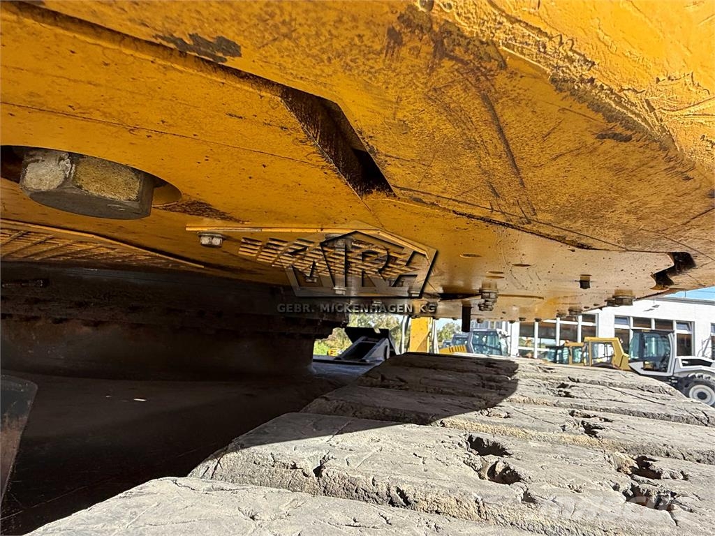 Komatsu PC 138 US - 11 Pelle sur chenilles