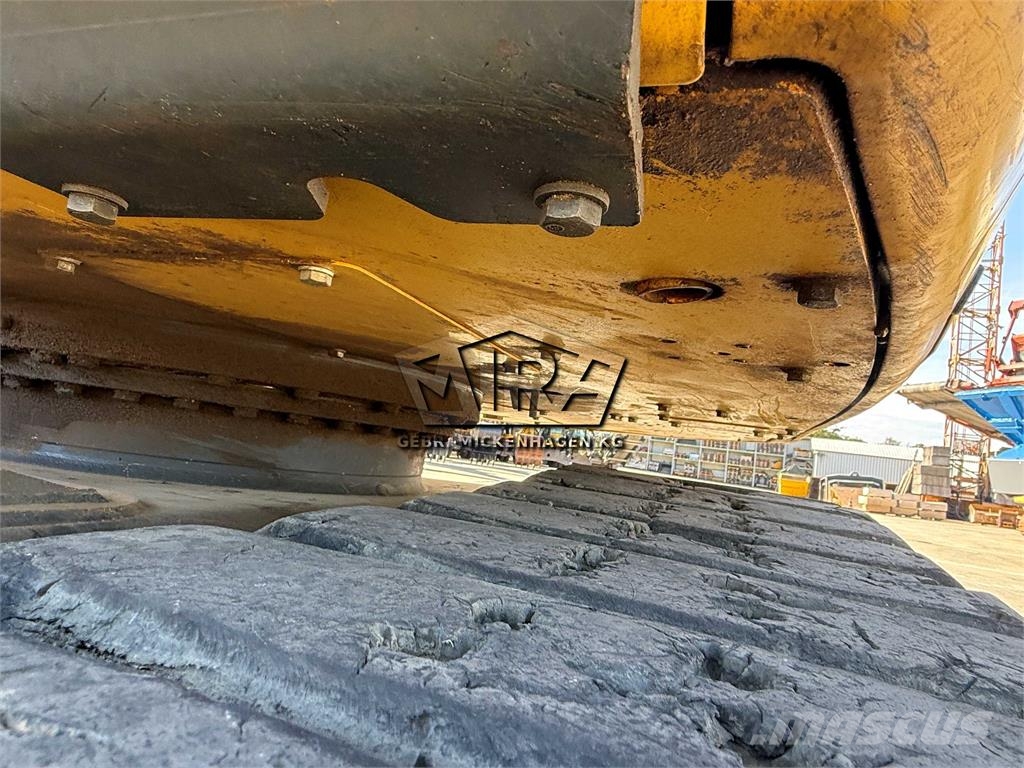Komatsu PC 138 US - 11 Pelle sur chenilles