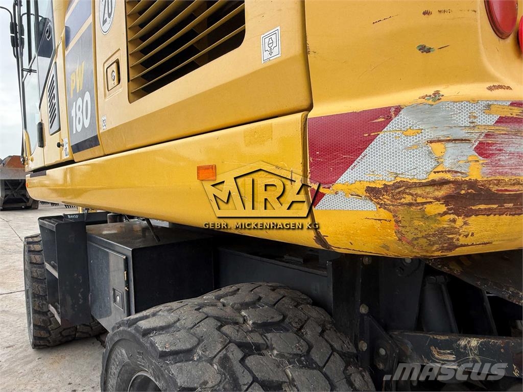 Komatsu PW 180-10 حفارات بعجل