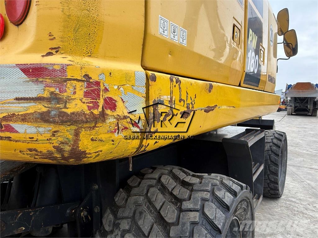 Komatsu PW 180-10 حفارات بعجل