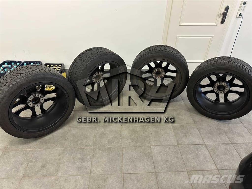 Mercedes-Benz AMG Felgen G63/ Winterreifen Carros Ligeiros