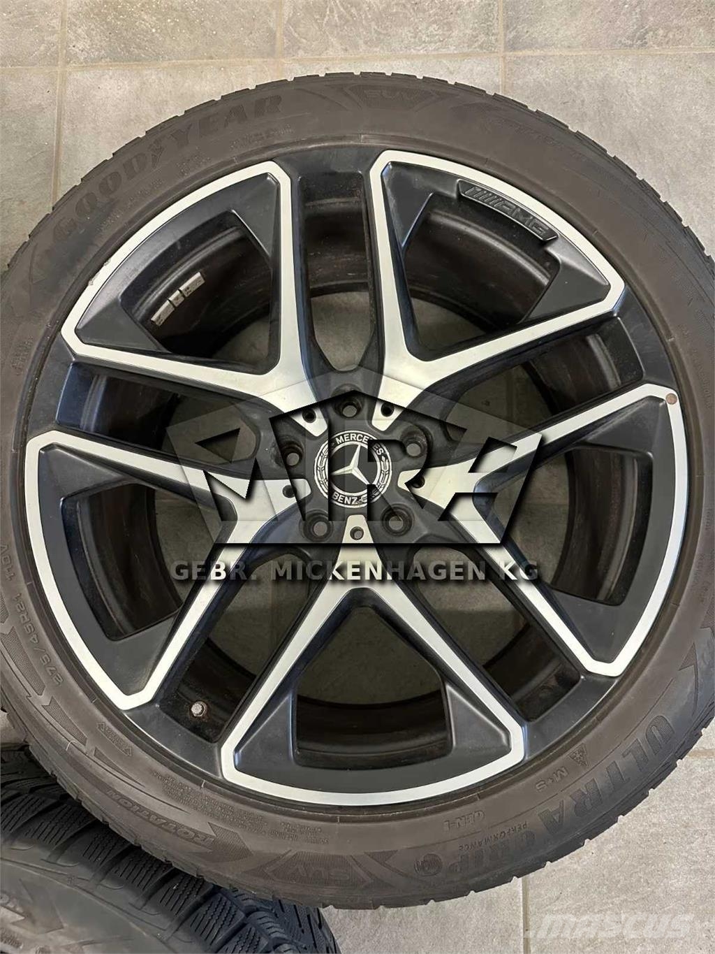 Mercedes-Benz AMG Felgen G63/ Winterreifen Carros Ligeiros