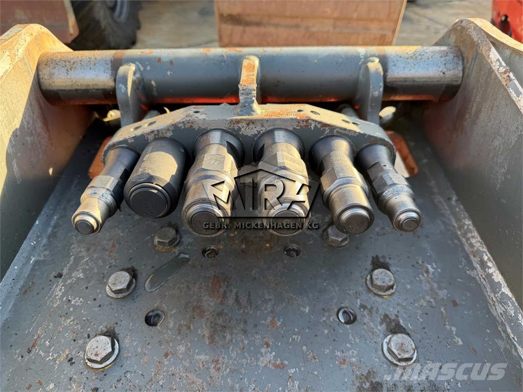 MTS Anbauverdichter V8-X2 Asfaltni finišerji