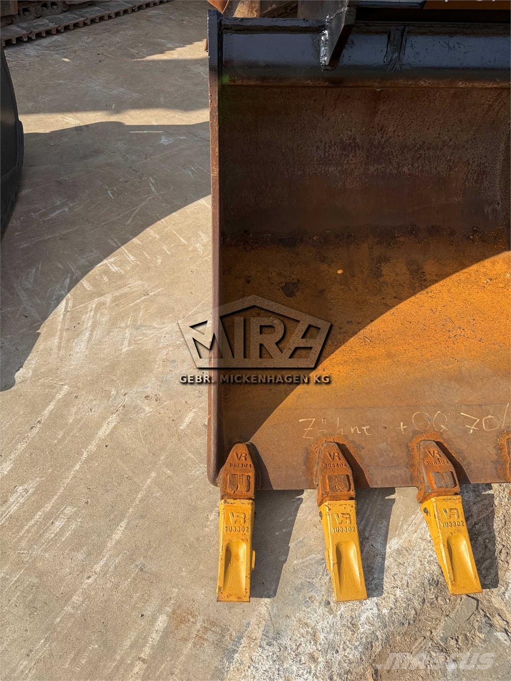 Oil Quick 1200 mm / OQ 70-55 Grāvju arkls