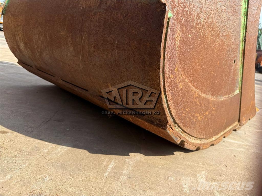 Oil Quick 1200 mm / OQ 70-55 Grāvju arkls