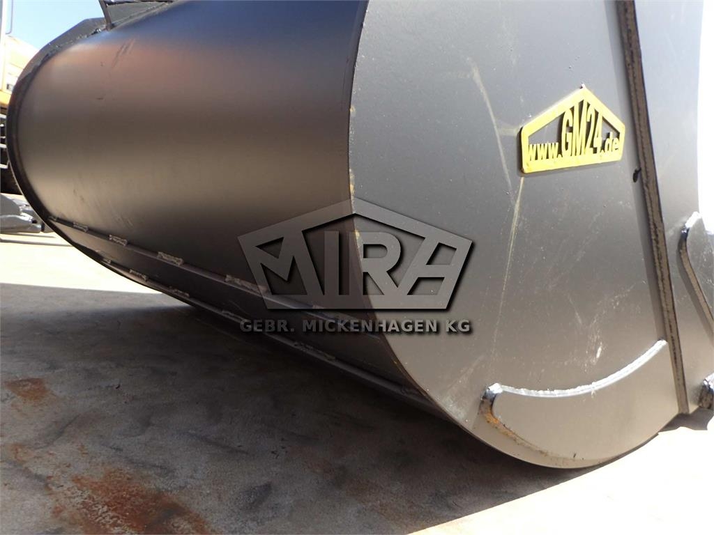 Oil Quick 1600 mm / OQ 80 Excavator