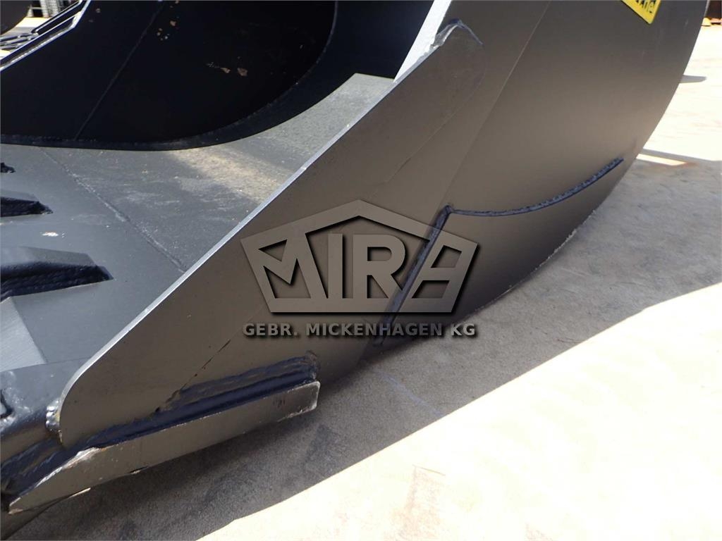 Oil Quick 1600 mm / OQ 80 Excavator