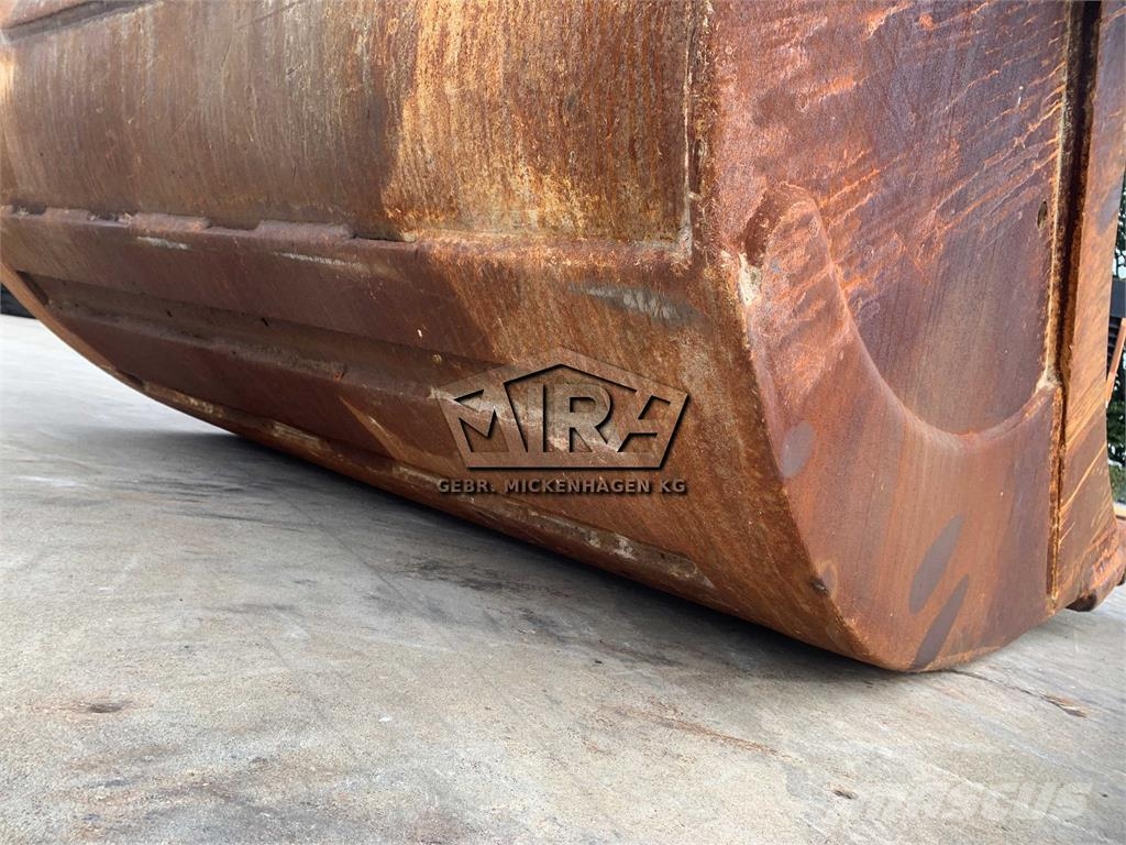 Oil Quick 1700 mm / OQ 80 Excavator