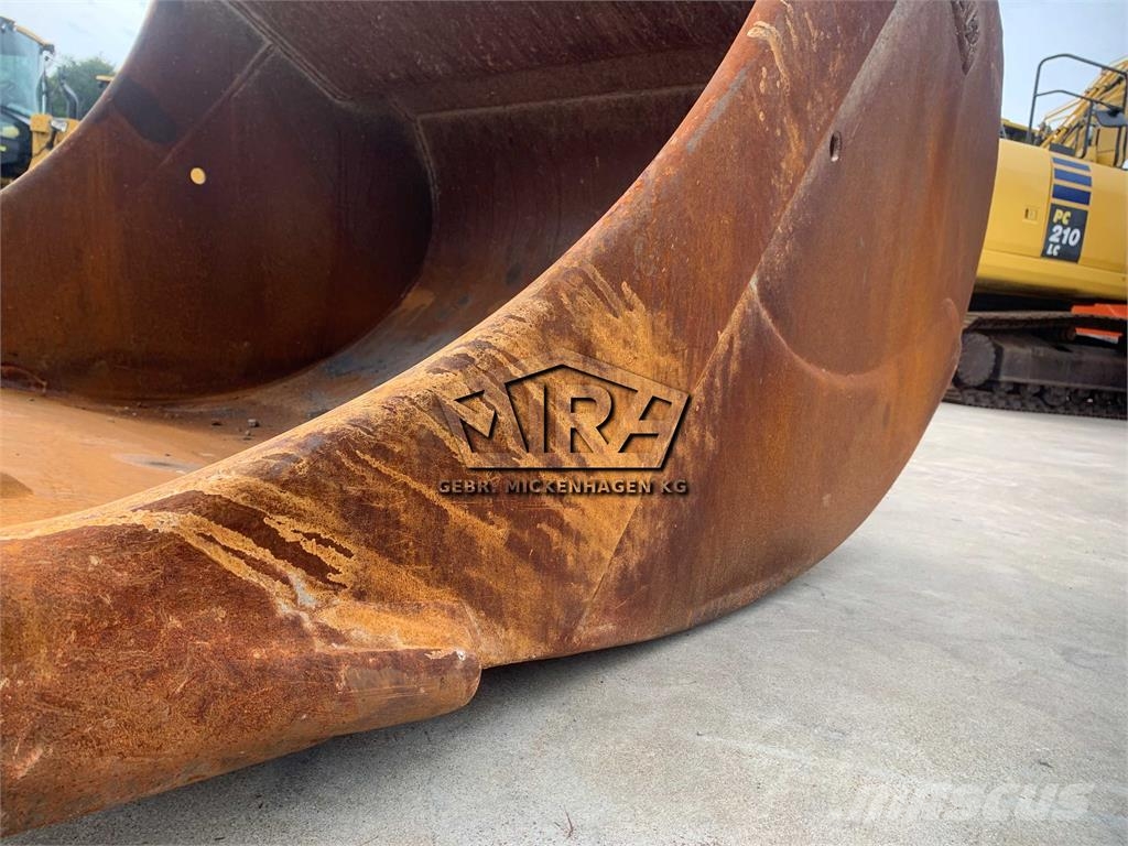 Oil Quick 1700 mm / OQ 80 Excavator