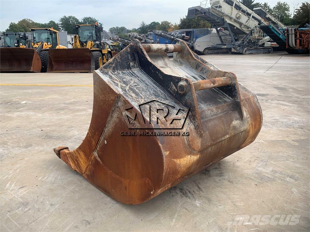 Oil Quick 1700 mm / OQ 80 Excavator