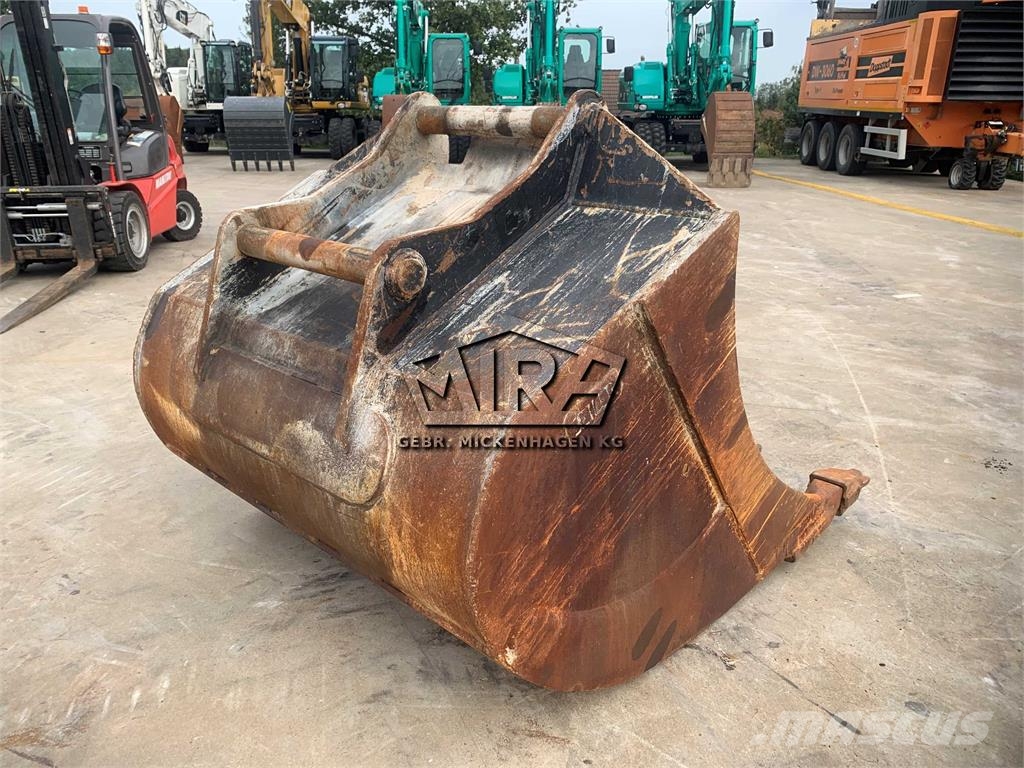 Oil Quick 1700 mm / OQ 80 Excavator
