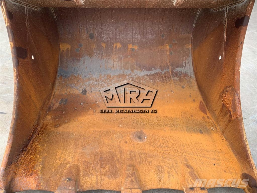 Oil Quick 1700 mm / OQ 80 Excavator