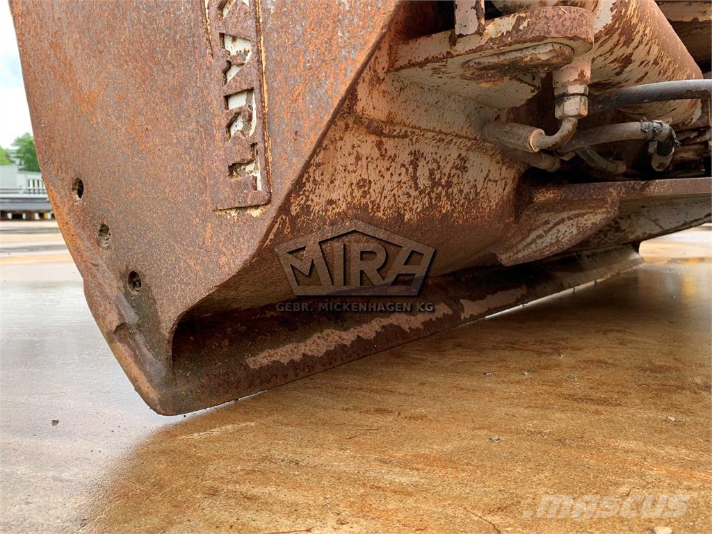 Oil Quick 1800 mm / OQ 65 Excavator