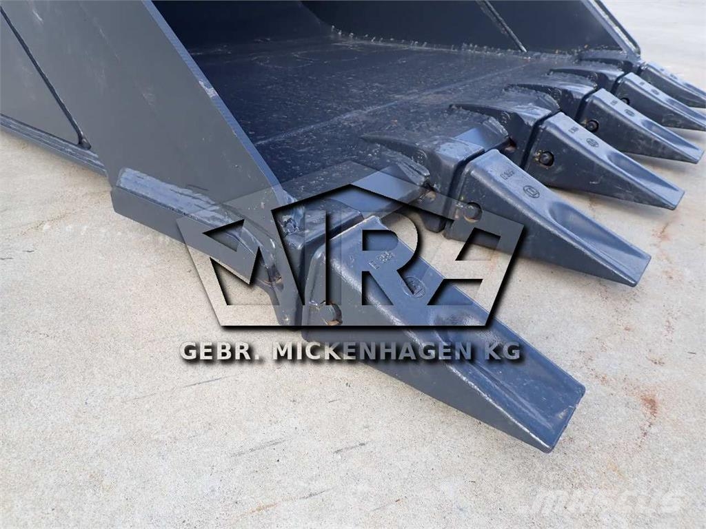 Oil Quick 1800 mm / OQ 80 Excavator