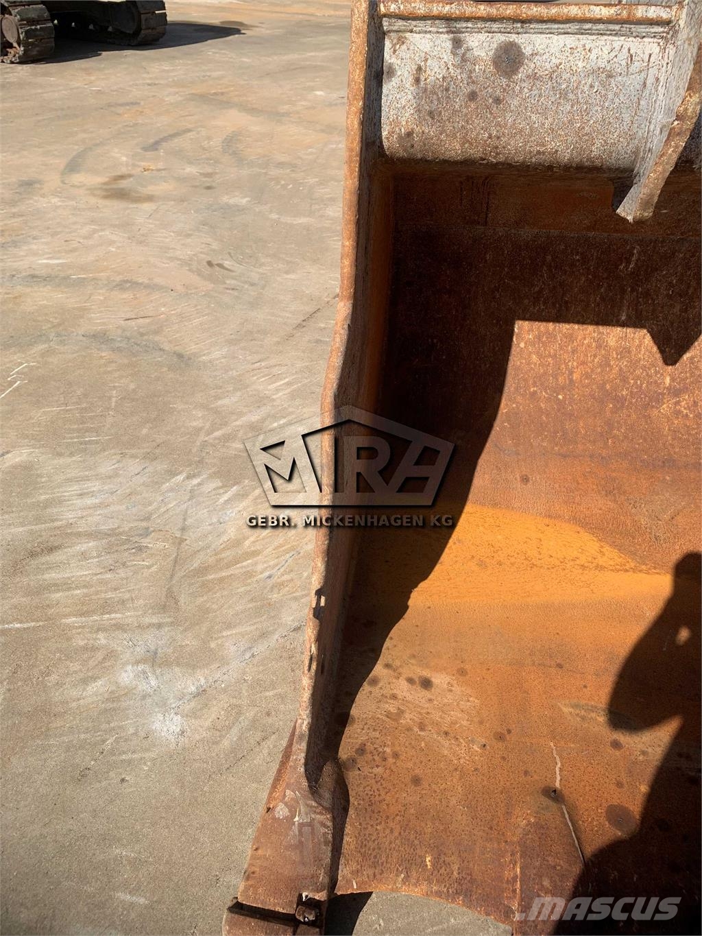 Oil Quick 1800 mm / OQ 80 Excavator