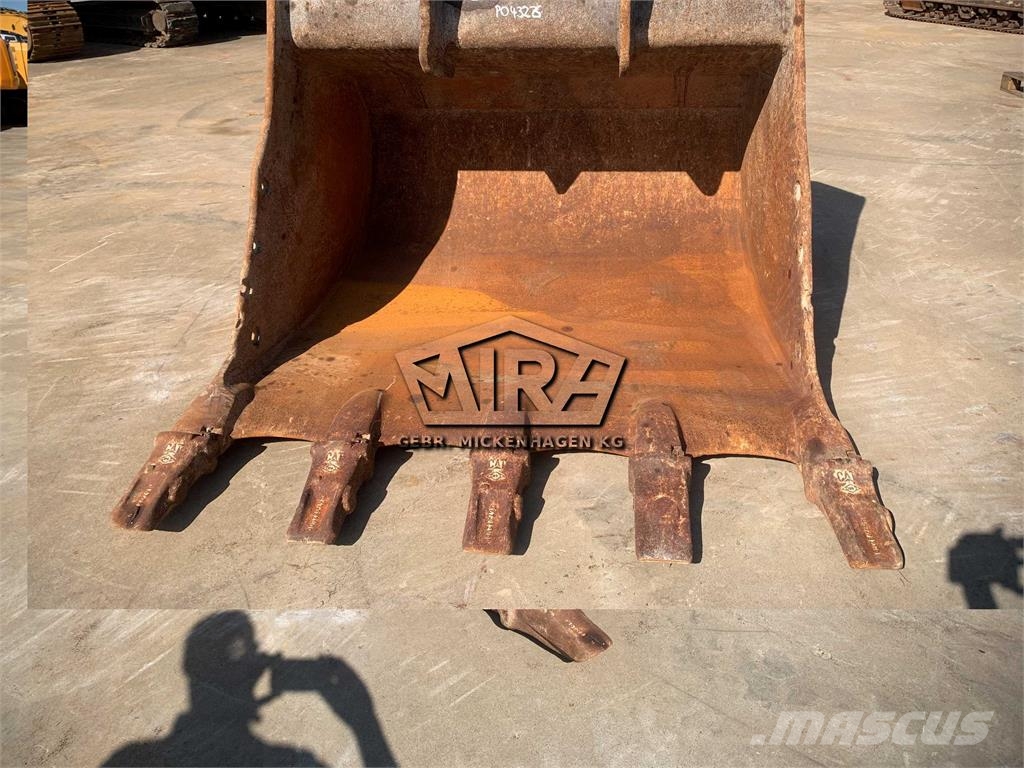 Oil Quick 1800 mm / OQ 80 Excavator