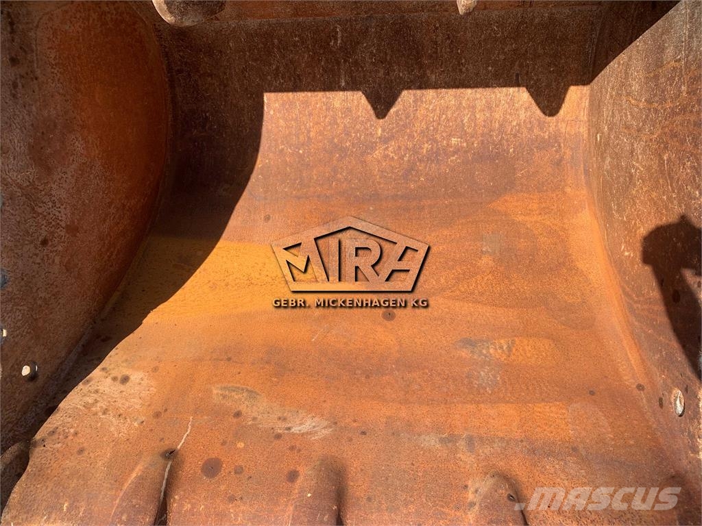 Oil Quick 1800 mm / OQ 80 Excavator