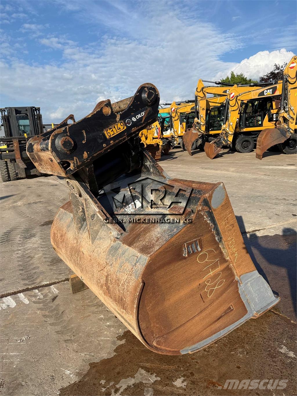 Oil Quick 2000 mm / OQ 90 Backhoes