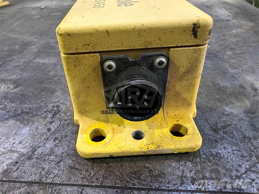 Trimble Neigungsregler /AS450 Elektroonikaseadmed
