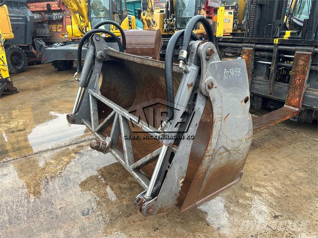 Volvo 1910 mm / Volvo SW L30/ mit Niederhalter Cucharones