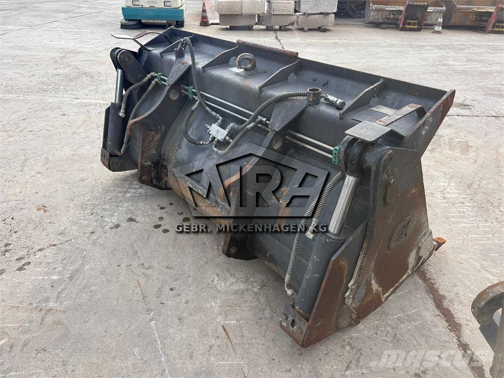 Volvo 2.060 mm/ L30-35/ CAT 908 Schaufeln