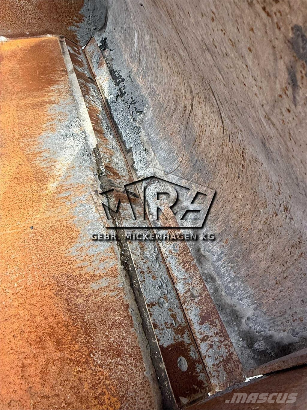 Volvo 2.060 mm/ L30-35 / CAT 908 Schaufeln