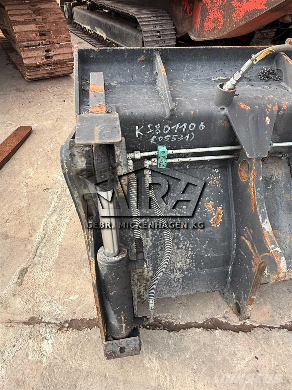 Volvo 2.060 mm/ L30-35 / CAT 908 Schaufeln
